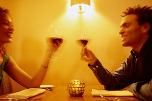 Disfruta los beneficios de la salud del ajo con tu esposo.