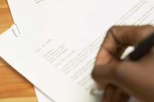 Según PayScale, los asistentes editoriales con menos de un año de experiencia cobran entre U$S 27631 y U$S3 2584 al año.