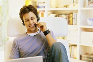 Si tienes un micrófono, serás capaz de grabar una narración de voz que podrás incrustar directamente en las diapositivas de PowerPoint.