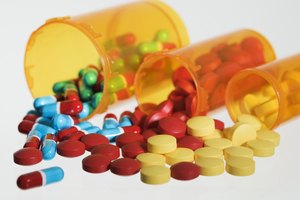 Empaca la medicación necesaria para todo el viaje.