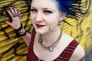 El verdadero estilo punk-rock no se puede comprar en el centro comercial. Es creación de quien la usa.