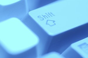 Utiliza las teclas del teclado para hacer un espacio en Facebook.
