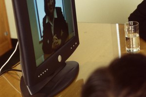 Youtube recibe más de mil millones de visitas al mes.