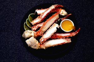 Las patas de cangrejo de las nieves son dulces, carnosas y fáciles de quebrar.