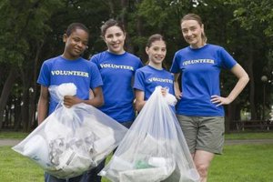 volunteer kindness volunteers others service teens clean trash community showing civic disadvantages volunteering earth livestrong templeton advantages examples pick students