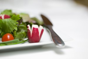 La ensalada verde tiene pocas calorías.