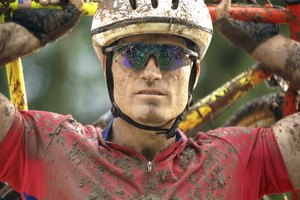 Si compites en ciclocross, prepárate para ensuciarte.