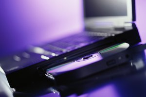 Usa tu computadora para hacer un CD en blanco.