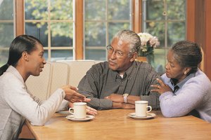 Anima a tu esposa para hablar con personas de confianza sobre sus problemas.
