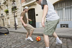 Este movimiento te permitirá generar un espacio para avanzar o pasar el balón.