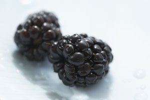Las moras son una buena fuente de pectina que reduce el colesterol.