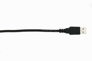 Conecta tu iPhone al puerto USB.