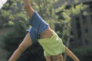 Además de divertidos pueden funcionar como calentamiento para la clase clase.