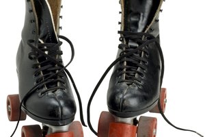El equipo de seguridad y los patines con buen calce ayudan a garantizar la seguridad de tu hijo.