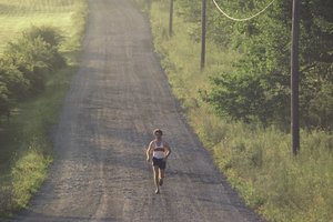 Lo mejor es realizar carreras de recuperación a un ritmo cómodo sobre superficies blandas.
