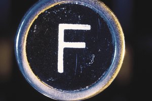 Algunos tipos de letras universales duplican las letras del escritor.