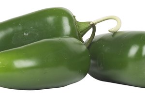Los jalapeños contienen antioxidantes que ayudan a proteger tu visión.