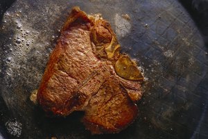 Sella el filete sobre la estufa antes de colocarlo en el horno.