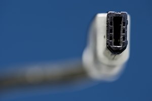 FireWire también puede usarse para una unidad de DVD externa.