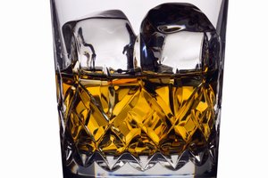 No importa si te gusta el whisky o el vodka, el número de calorías es el mismo.