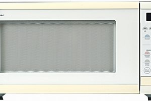 Puedes cocinar tu carne en el microondas.