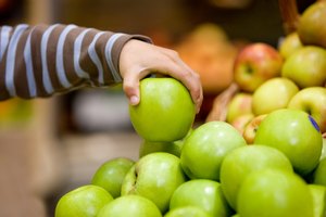 Comer un bocadillo rápido y nutritivo justo antes de ir a dormir puede tener beneficios nutricionales.