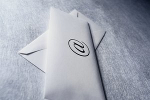 Como en las cartas reales, los mensajes de Facebook permanecen luego de que termina una amistad.