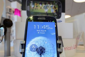 Toca "Wi-Fi" y después pulsa "Añadir red Wi-Fi".