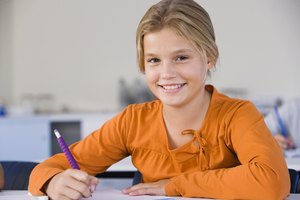 Si tu hijo es demasiado joven, no es seguro dejarlo solo en casa.