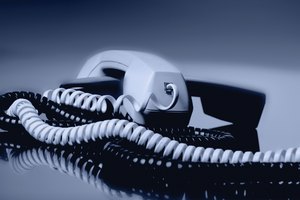 Hay formas para averiguar un número telefónico privado.