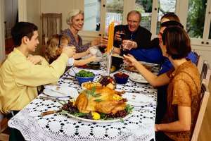 Las comidas regulares que contienen proteínas, grasas e hidratos de carbono pueden no ser las más saludables para tu cuerpo.
