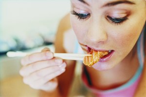 Come los alimentos adecuados para la producción de colágeno.