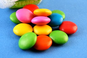 Evita los dulces y bebidas azucaradas.