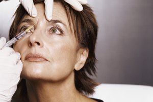 Considera los riesgos y beneficios de un tratamiento de botox.