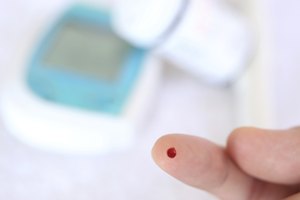 Tu endocrinólogo puede ayudar a descubrir la causa de tus altos niveles de glucosa en sangre.