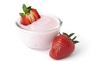 Yogur y fruta.