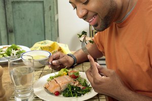 Con una dieta variada, puedes obtener todos los aminoácidos esenciales incluso si consumes principalmente proteínas incompletas.