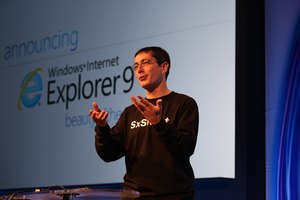 Arregla tus favoritos en forma alfabética en Internet Explorer 9.