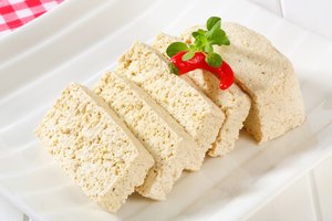 El tofu se puede hacer frito.