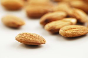 Consumir grasas ayuda a tu cuerpo a absorver las vitaminas además de ser una fuente de energía.