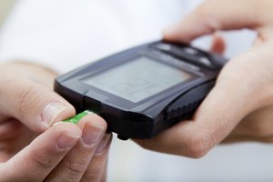 Los registros de glucosa en la sangre y de los alimentos son herramientas útiles para controlar la diabetes.