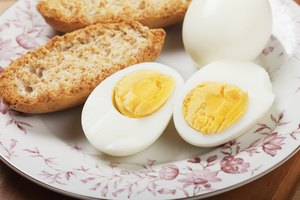 Un huevo duro restablece la cantidad de proteínas.