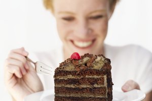 Evita los alimentos con alto contenido de azúcar.