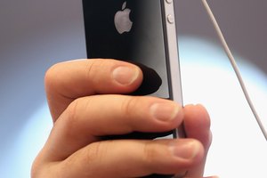 Transfiere tus contactos de tu iPhone a tu BlackBerry.