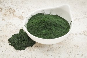 Bol de espirulina en polvo.
