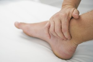 El ardor en los pies puede impedir que los enfermos puedan dormir por la noche.
