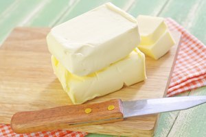 Usar sartenes antiadherentes es una alternativa saludable cuando haces dieta, pues la superficie no adherente permite que uses menos aceite o mantequilla al cocinar.