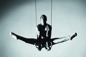 Los anillos son un sello distintivo de la gimnasia moderna.