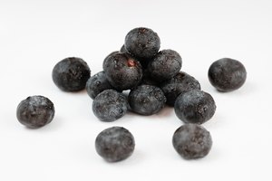 Las bayas asaí tienen ácidos grasos omega-3, 6 y 9.