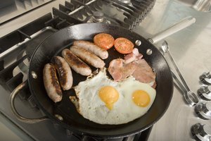Desayuno: la proteína y la grasa son tus amigas.